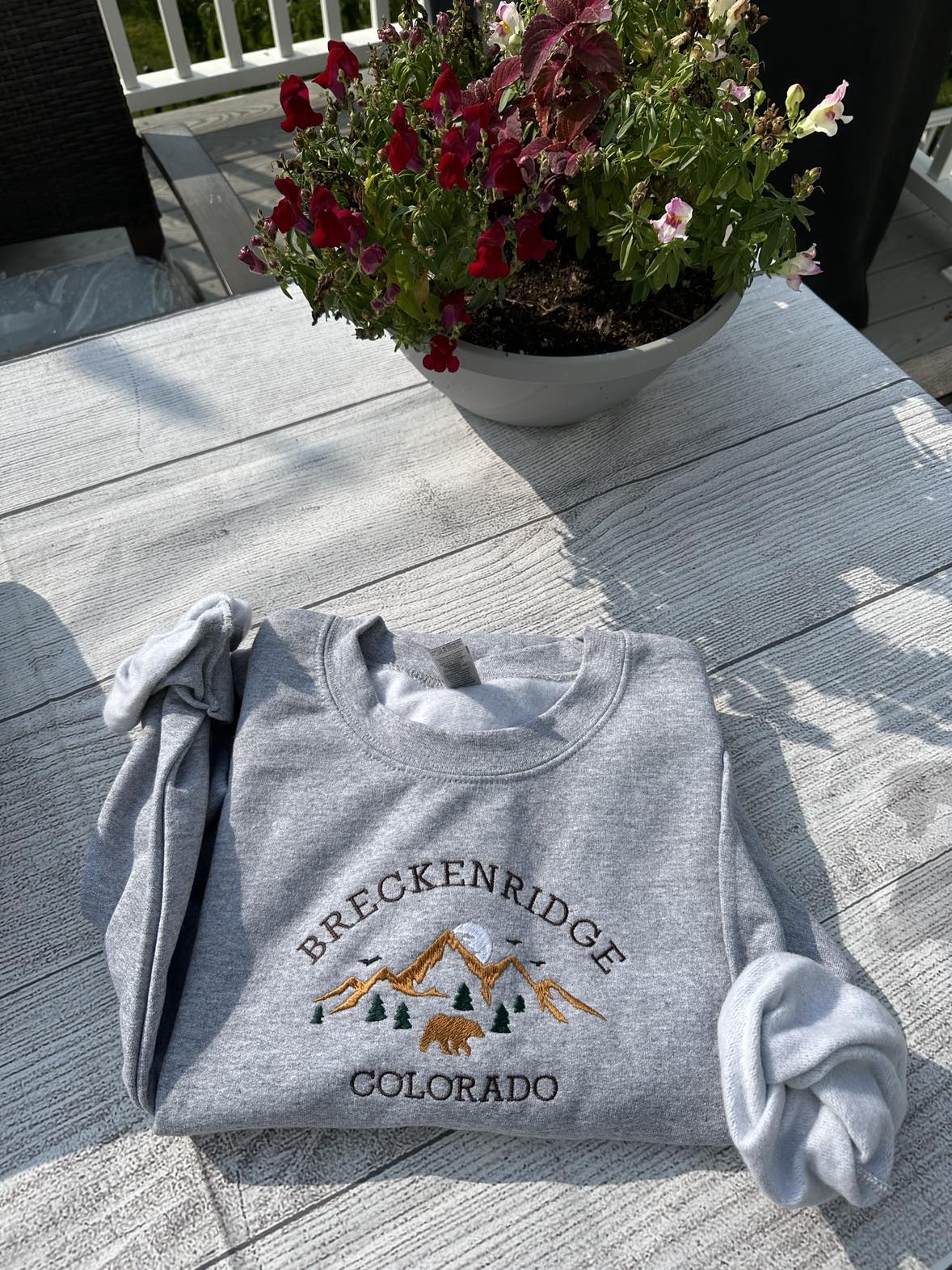 Breckenridge Colorado embroidered sweatshirt, Colorado National Park Sweatshirts, Breckenridge National Park crewneck; Breckenridge shirts
