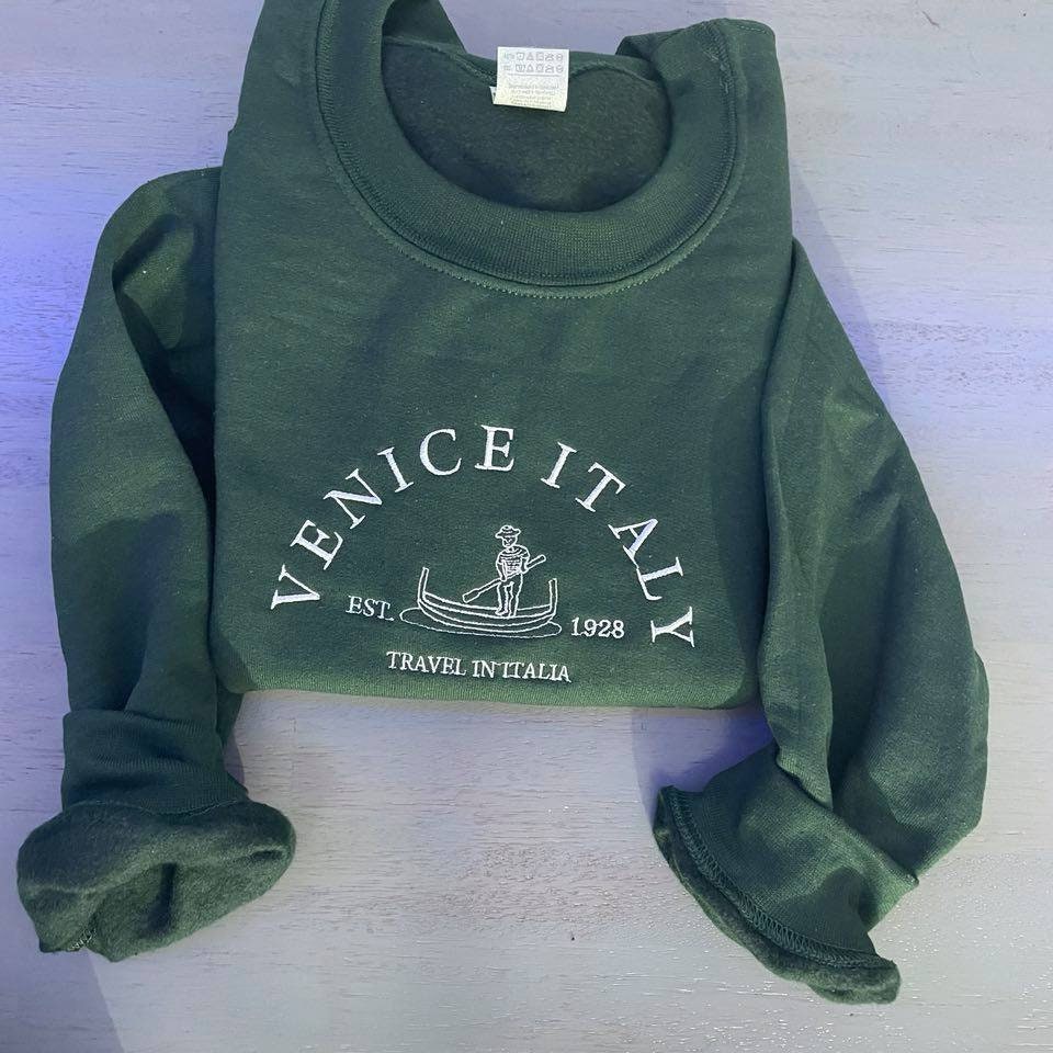 Venice Italy embroidered sweatshirt  custom embroidery crewneck; Travel in Italia embroidered crewneck; gift for him/her sweater; - MrEmbroideryGifts