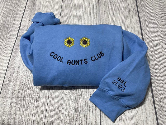 Cool Aunt Club embroidered sweatshirt, Cool Aunt embroidered crewneck, Auntie sweatshirt; Custom design embroidered sweater ; new Aunt gift